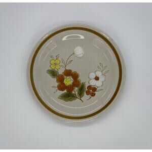 Mountain Wood Collection Stoneware Trellis Blossom 6 1/2” Plate